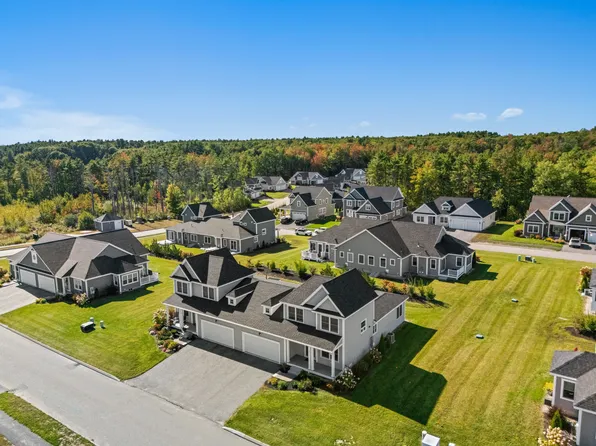 12 Paulsen Dr, Scarborough, ME 04074