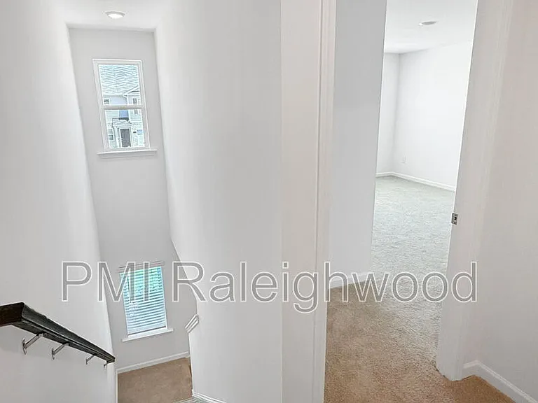 412 Cherry Laurel Dr — Photo 20
