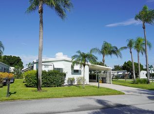 305 NE Moonstone Dr, Jensen Beach, FL 34957
