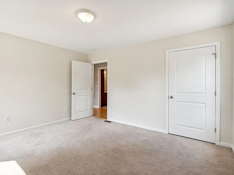 61 Julian Huxley Ln — Photo 9