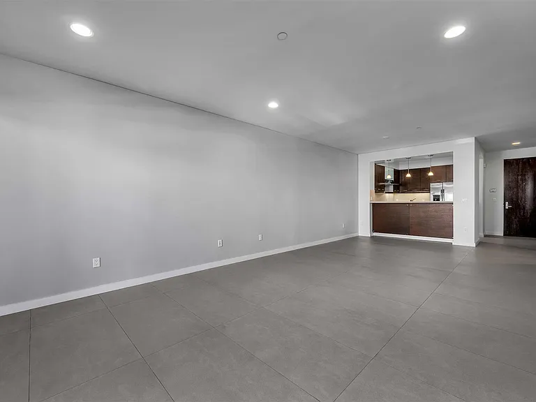 12026 Wilshire Blvd #A — Photo 32