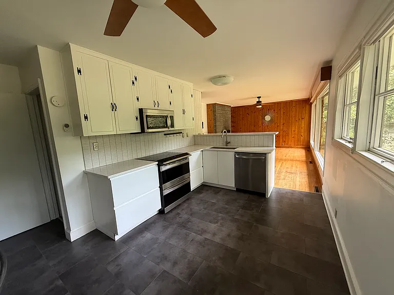 5313 Penny Rd — Photo 7