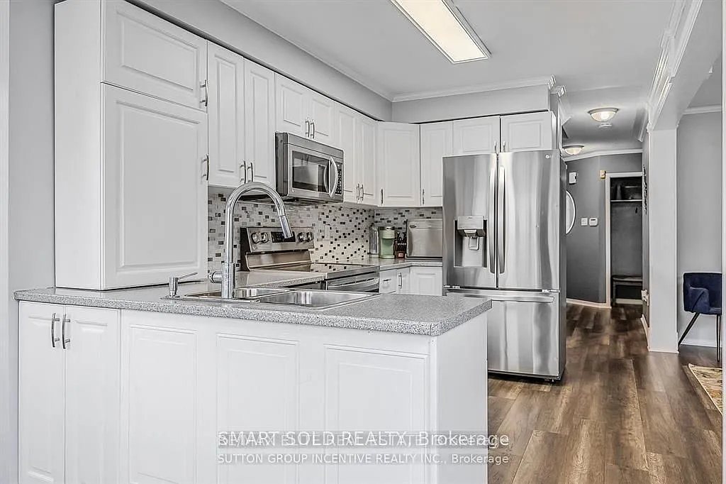 4 bed, $800 — Photo 4