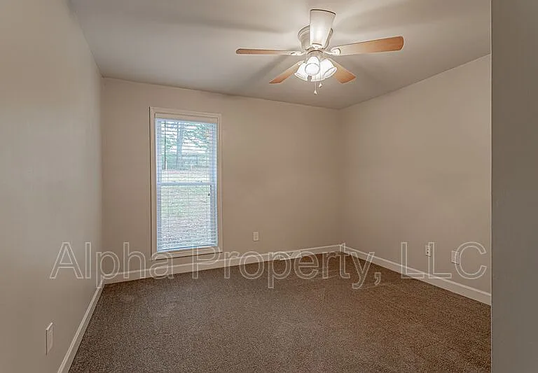 108 Duquesne Dr — Photo 13
