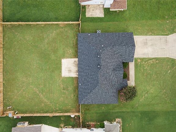 5th image of 1218 Topaz Way