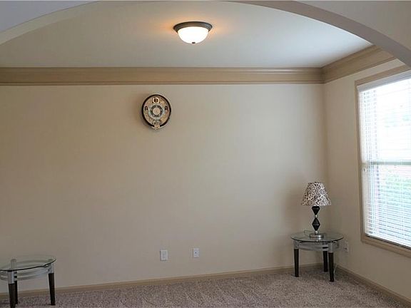 5th image of 605 Cape Ivey Dr