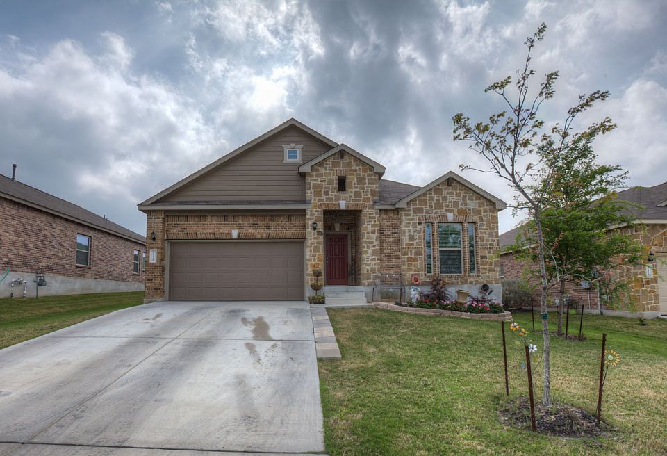 1st image of 1120 Pelican Pl