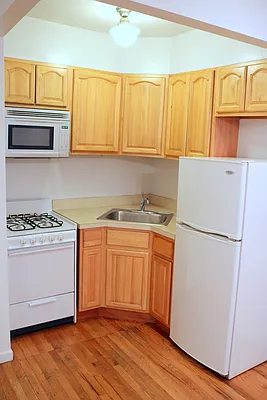 Rented by Salizzoni Realty | media 24