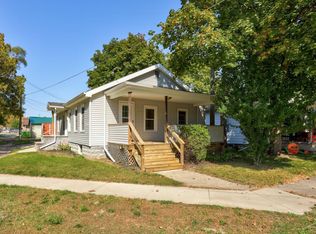 233 Ellis St, Caro, MI 48723