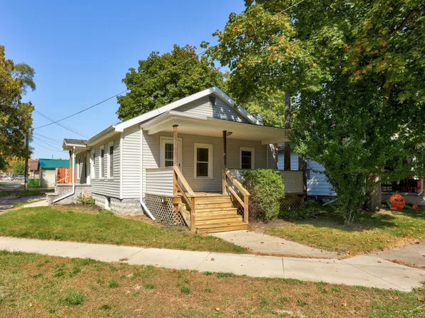 233 Ellis St, Caro, MI 48723