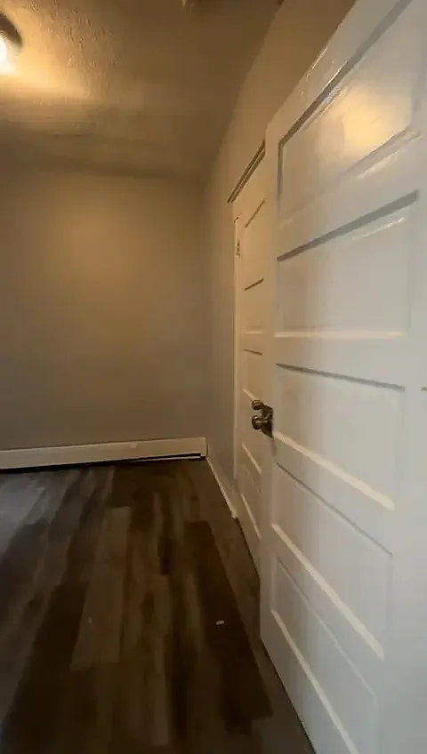 3 bed, 1000 sqft, $1,799 — Photo 4