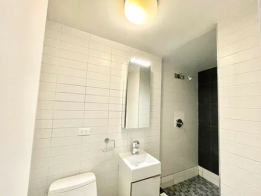 Rented by Vertical Real Estate LLC | media 4