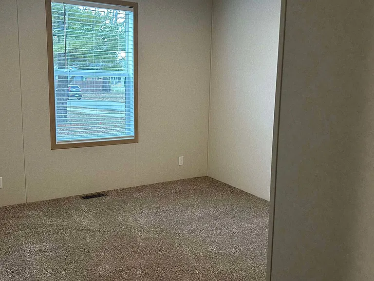 Hoosier Estates — Photo 21