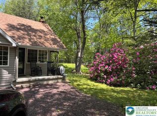 105 White Oak Dr, Jim Thorpe, PA 18229