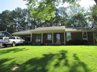 668 Russell Rd, Jackson, TN 38301