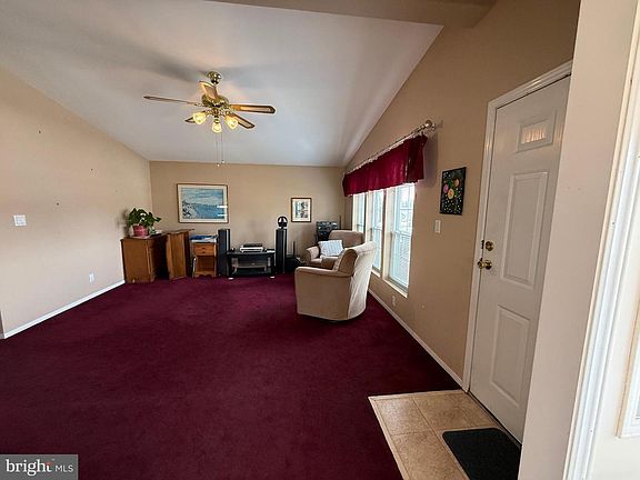 5th image of 600 Mulberry Ct