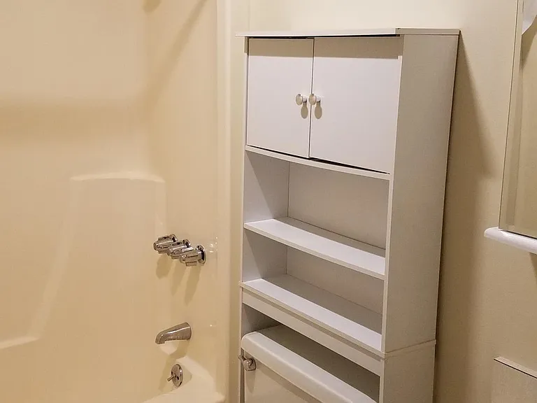 Full Bathroom - on the 2nd floor