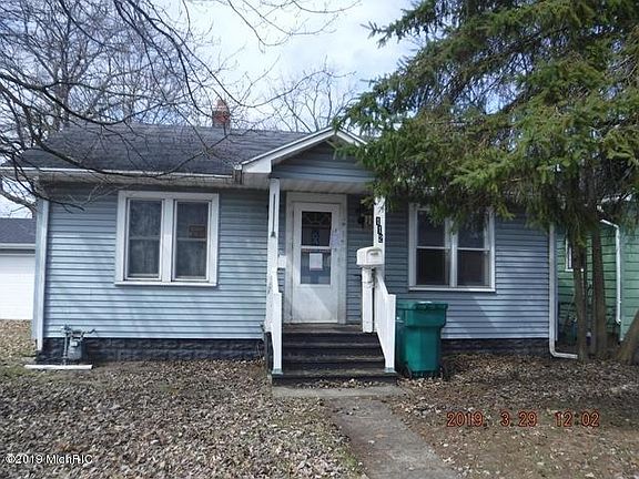 3rd image of 112 Taft St