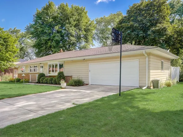 4442 North 108th STREET, Wauwatosa, WI 53225