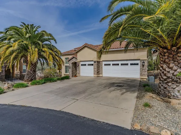 66 Argonaut Dr, Copperopolis, CA 95228