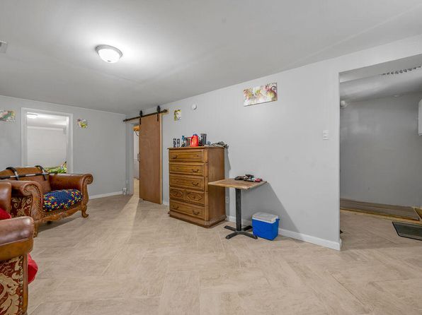 lexington-kentucky-77556065 picture