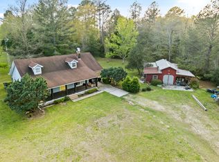 575 Pine Burr Rd, Lumberton, MS 39455