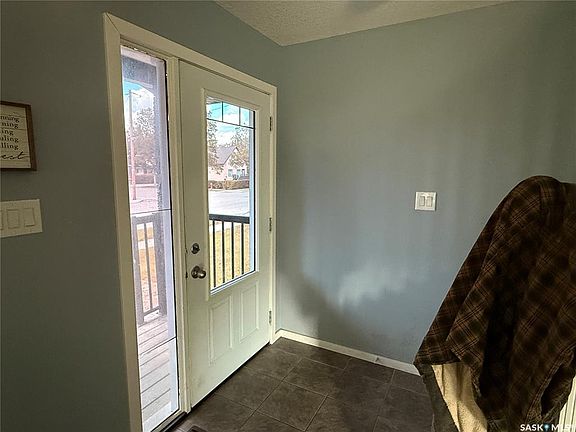 2nd image of 802 Park AVENUE