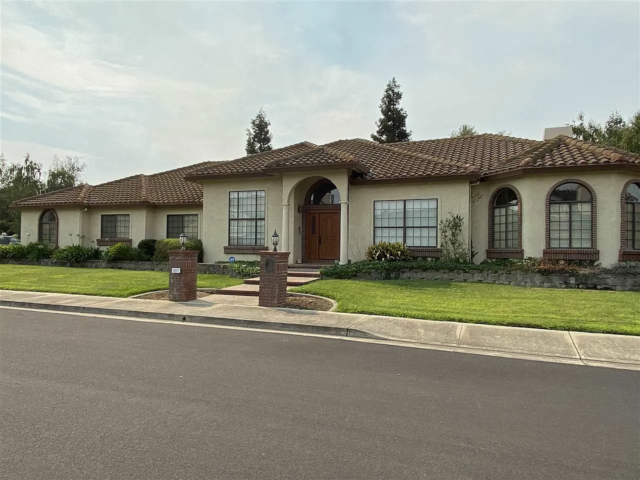 1217 Blossom Cir photo 1