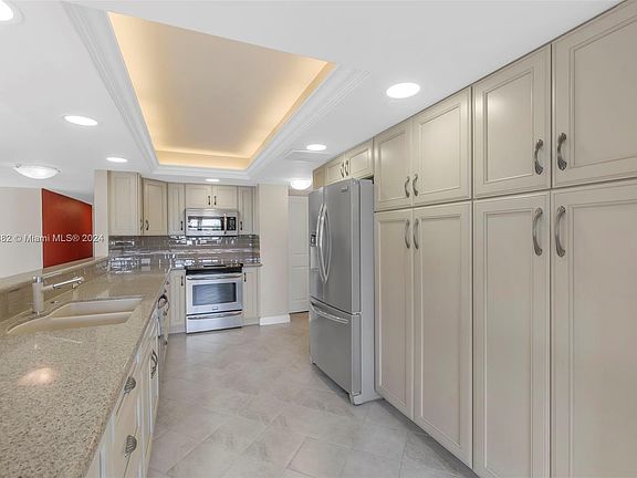 3rd image of 3200 Port Royale Dr N APT 301