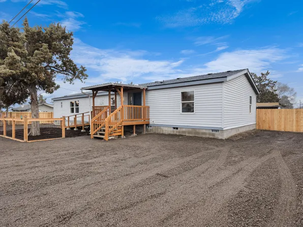 8585 6th St, Terrebonne, OR 97760