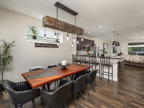 4th image of 98 Ramshorn Peak Ln