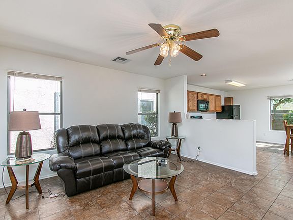 4th image of 4913 N 108th Ave