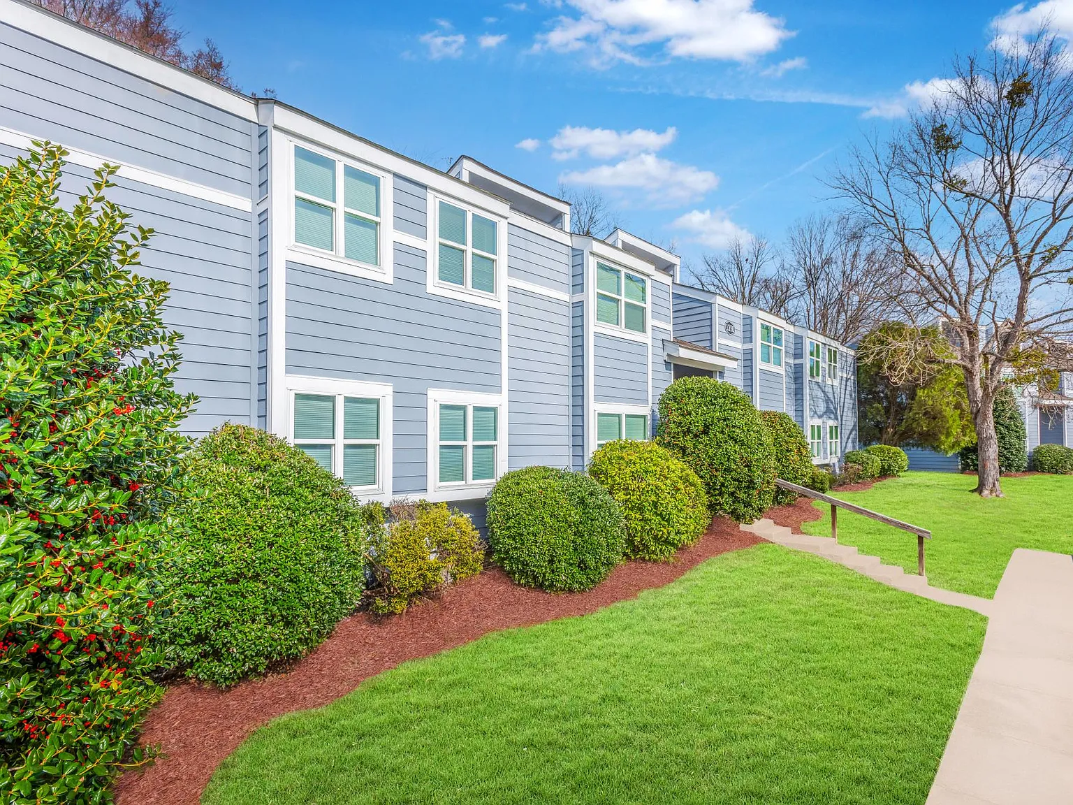 Villas at Riverview — Photo 4