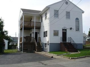 39 Stanley St, Somerset, MA 02725