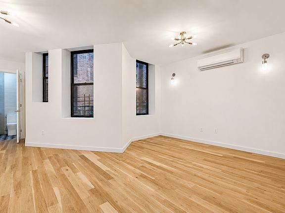 3rd image of 524 W 134th St #1C