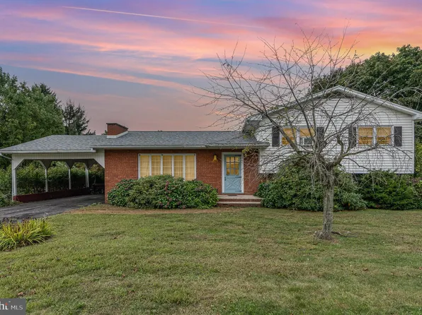 430 Overlook Blvd, Shamokin, PA 17872
