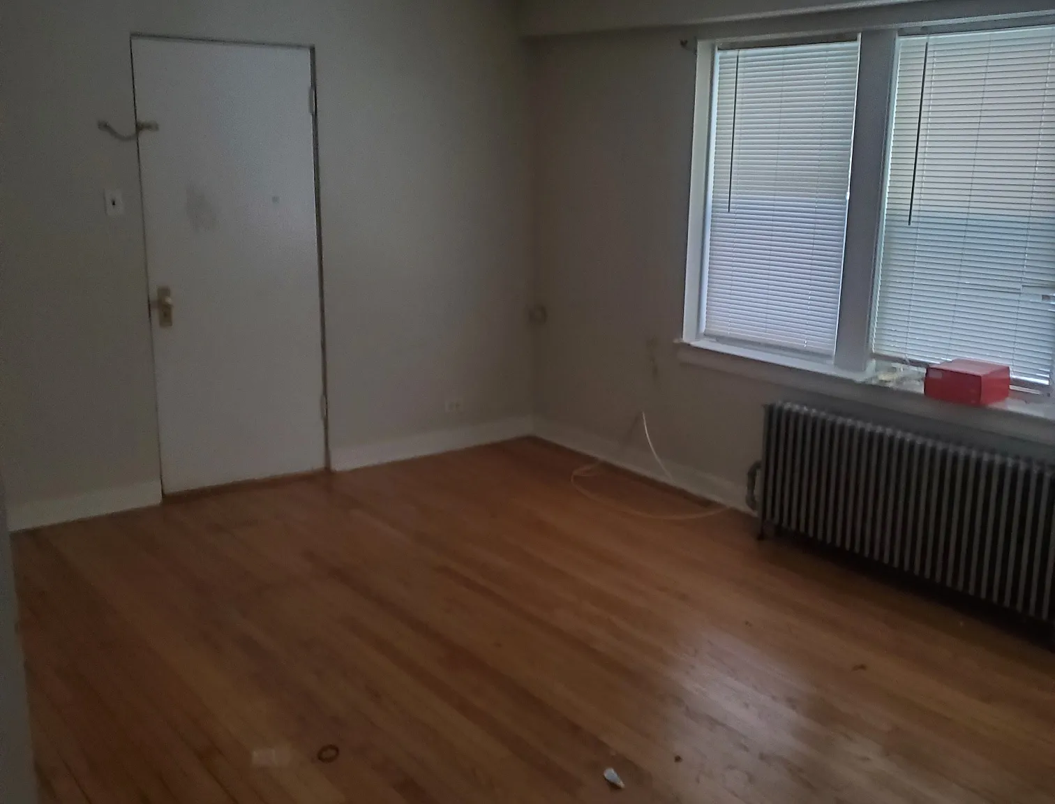 2 bed, 1000 sqft, $1,550 — Photo 2