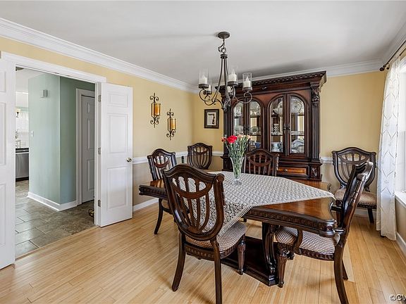 4th image of 5175 Old Forester Ln