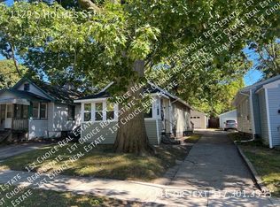 1129 S Holmes St, Lansing, MI 48912