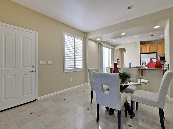 2nd image of 1196 Thornbury Ln
