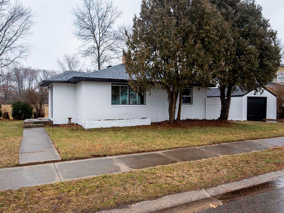 1st image of 721 E Edgar Ave