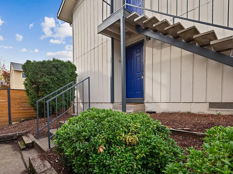 Cedar Mill Apartments — Photo 18