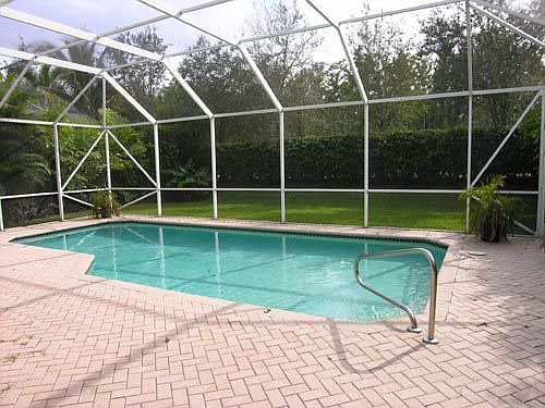 Private Yard With Pool