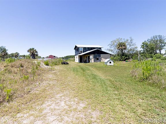 3rd image of 1016 Dillon Cir