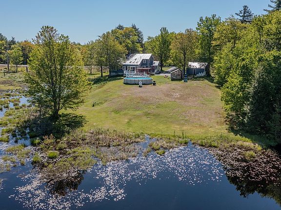 3rd image of 140 Mountain View Road