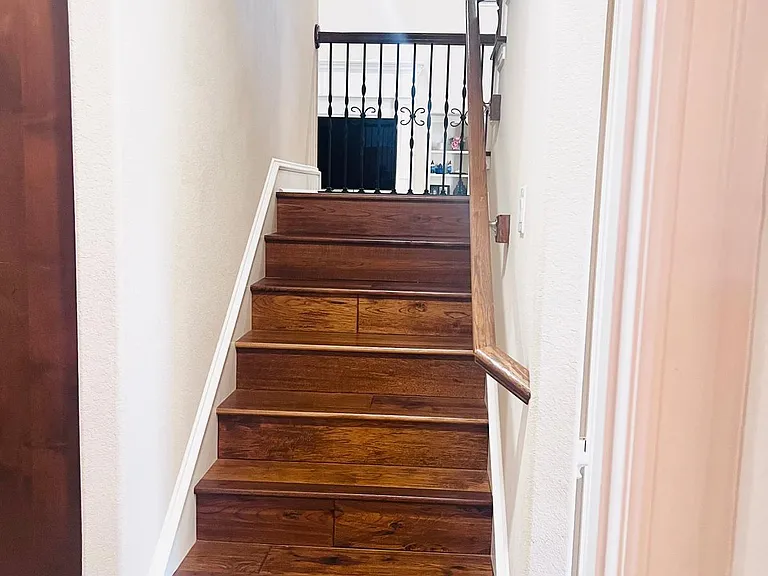 10905 Roy Butler Dr — Photo 19