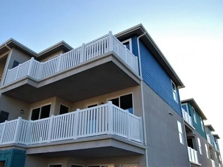 1525 G Ave — Photo 11