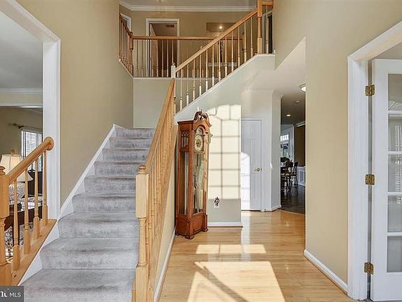 3rd image of 23621 White Peach Ct
