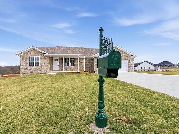 5th image of 213 Max Cavnes Rd