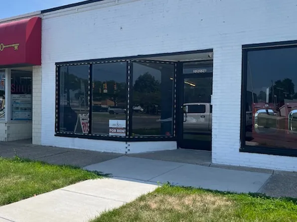 22228 Gratiot Ave #1, Eastpointe, MI 48021